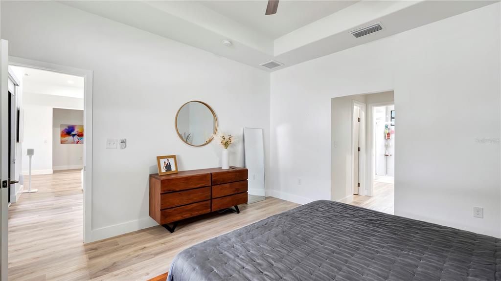 For Rent: $2,900 (3 beds, 2 baths, 1515 Square Feet)