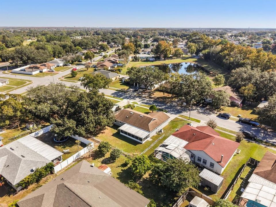 待售: $375,000 (4 贝兹, 2 浴室, 1410 平方英尺)