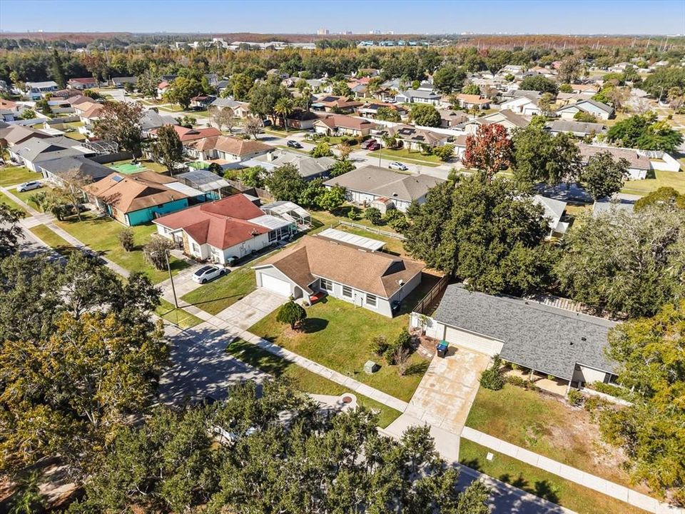 待售: $375,000 (4 贝兹, 2 浴室, 1410 平方英尺)