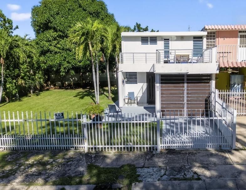 На продажу: $909,000 (3 спален, 1 ванн, 1090 Квадратных фут)