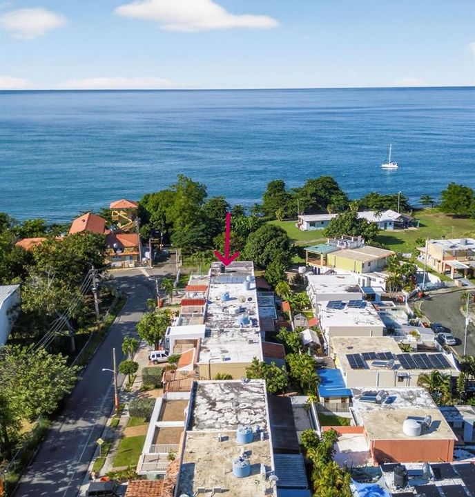 На продажу: $909,000 (3 спален, 1 ванн, 1090 Квадратных фут)