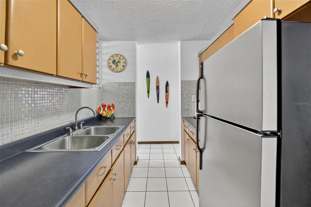 На продажу: $909,000 (3 спален, 1 ванн, 1090 Квадратных фут)