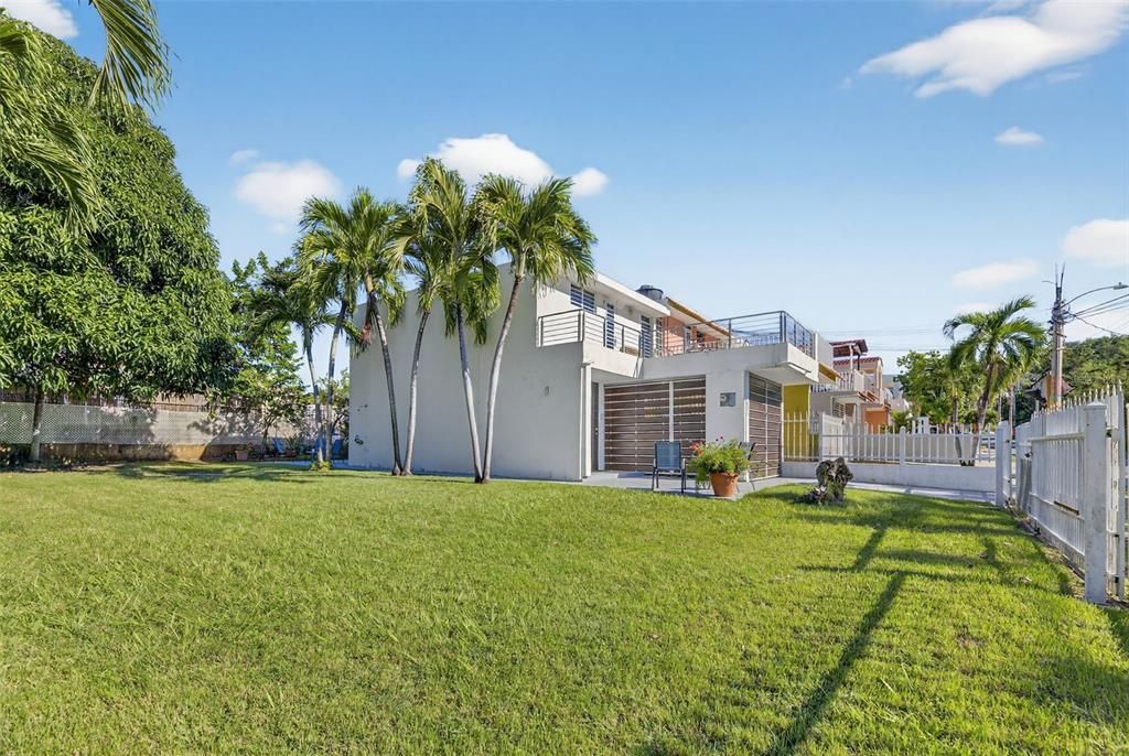 На продажу: $909,000 (3 спален, 1 ванн, 1090 Квадратных фут)