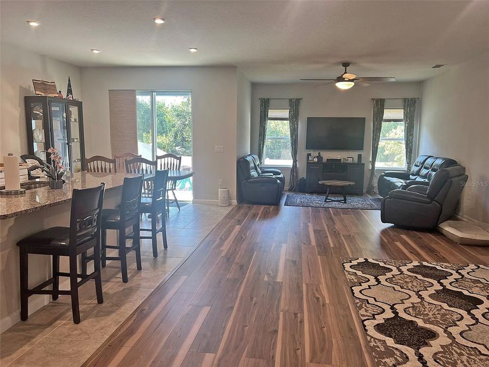 For Sale: $415,000 (4 beds, 2 baths, 1996 Square Feet)