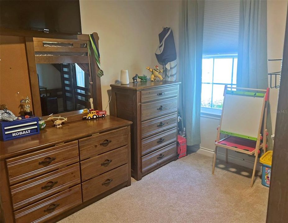 For Sale: $415,000 (4 beds, 2 baths, 1996 Square Feet)