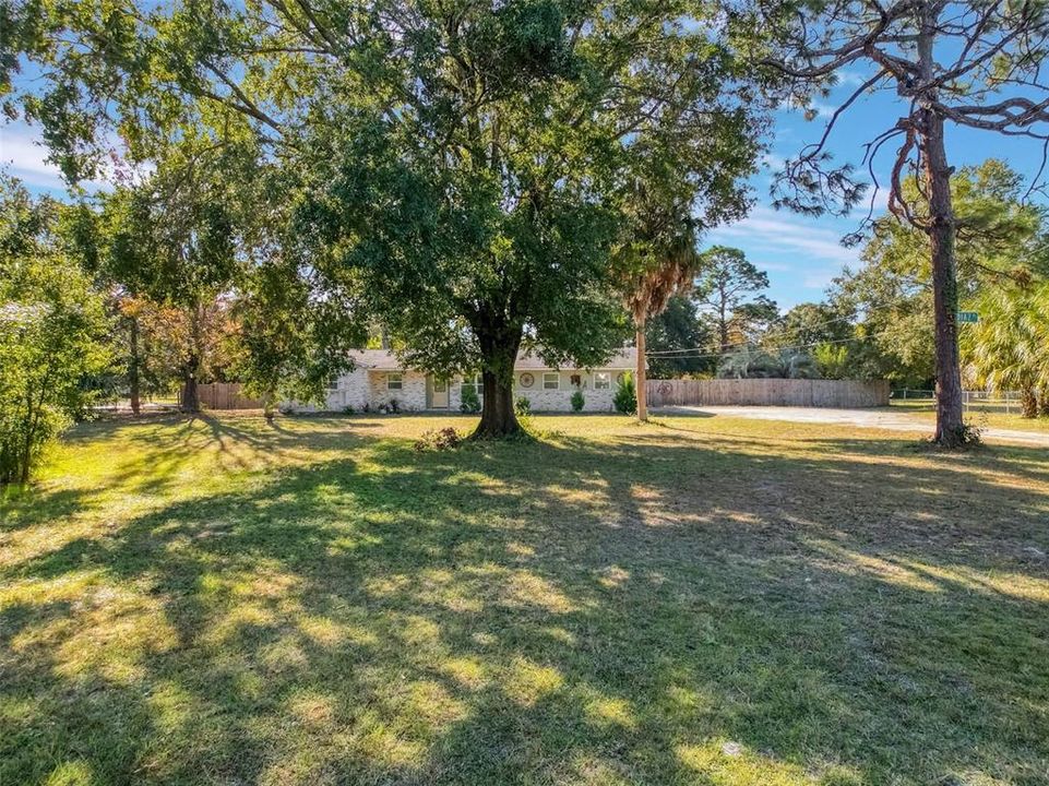 For Sale: $299,900 (3 beds, 2 baths, 1456 Square Feet)