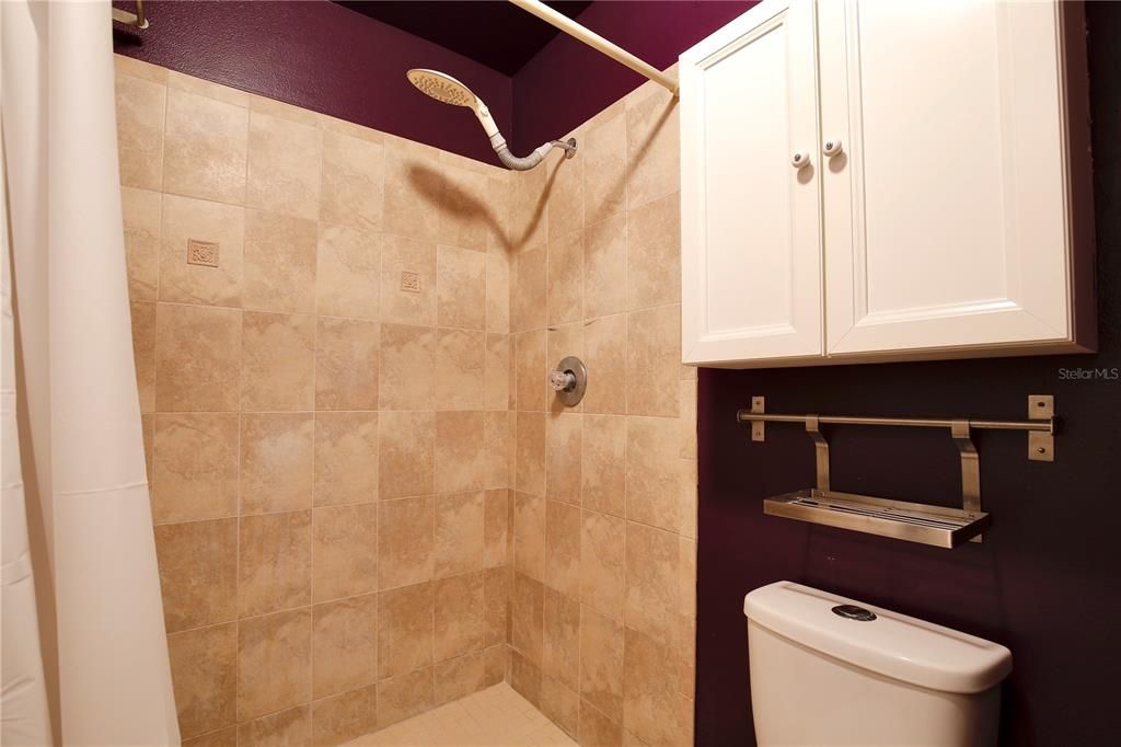 For Sale: $260,000 (3 beds, 2 baths, 1358 Square Feet)