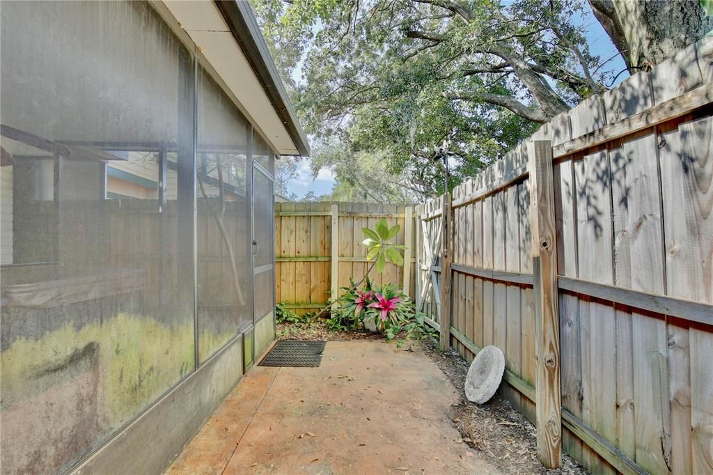 For Sale: $260,000 (3 beds, 2 baths, 1358 Square Feet)