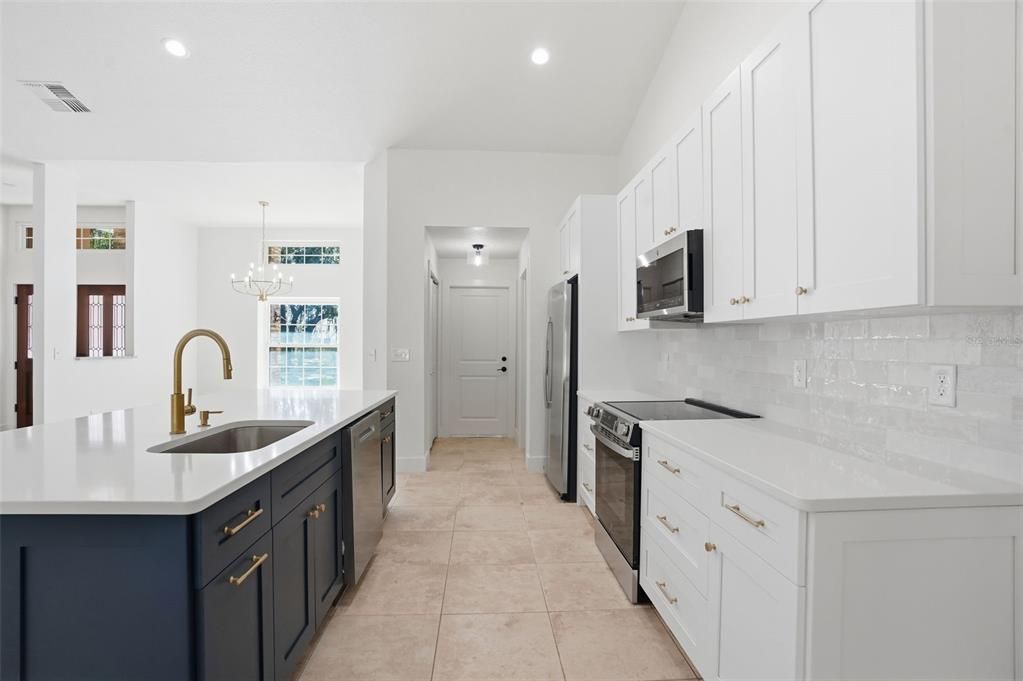 En Venta: $379,900 (3 camas, 2 baños, 1918 Pies cuadrados)