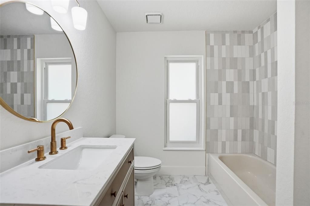 En Venta: $379,900 (3 camas, 2 baños, 1918 Pies cuadrados)