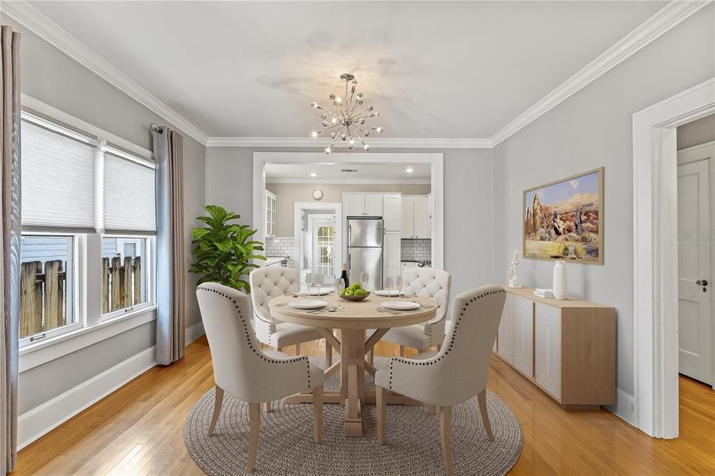 合同活跃: $599,500 (2 贝兹, 2 浴室, 1164 平方英尺)