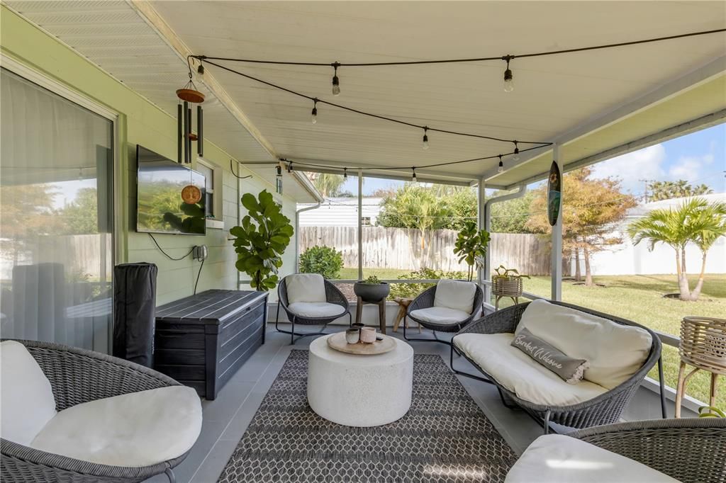 En Venta: $650,000 (3 camas, 3 baños, 1340 Pies cuadrados)