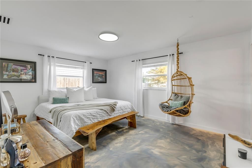 En Venta: $650,000 (3 camas, 3 baños, 1340 Pies cuadrados)