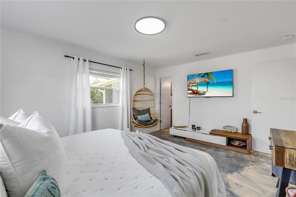 En Venta: $650,000 (3 camas, 3 baños, 1340 Pies cuadrados)