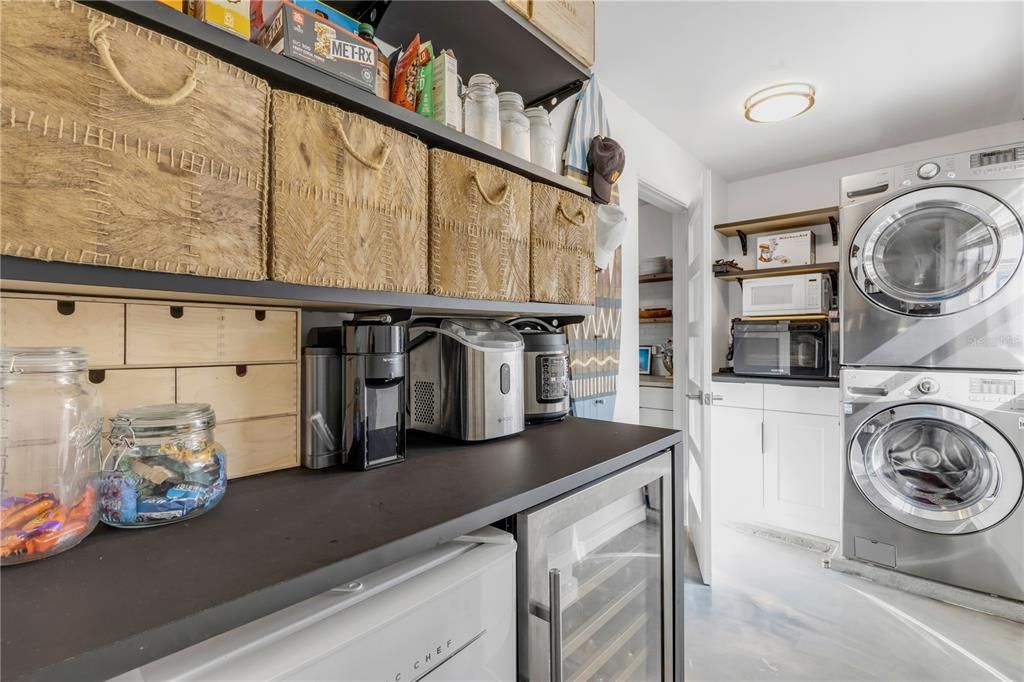 En Venta: $650,000 (3 camas, 3 baños, 1340 Pies cuadrados)