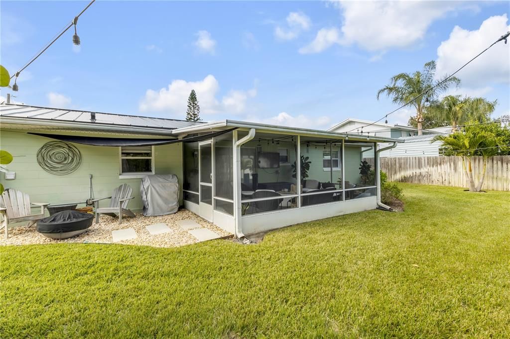 En Venta: $650,000 (3 camas, 3 baños, 1340 Pies cuadrados)