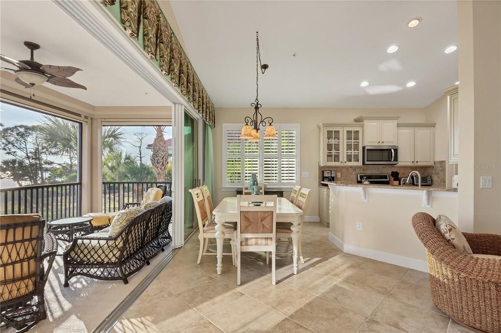 En Venta: $459,000 (3 camas, 2 baños, 2041 Pies cuadrados)