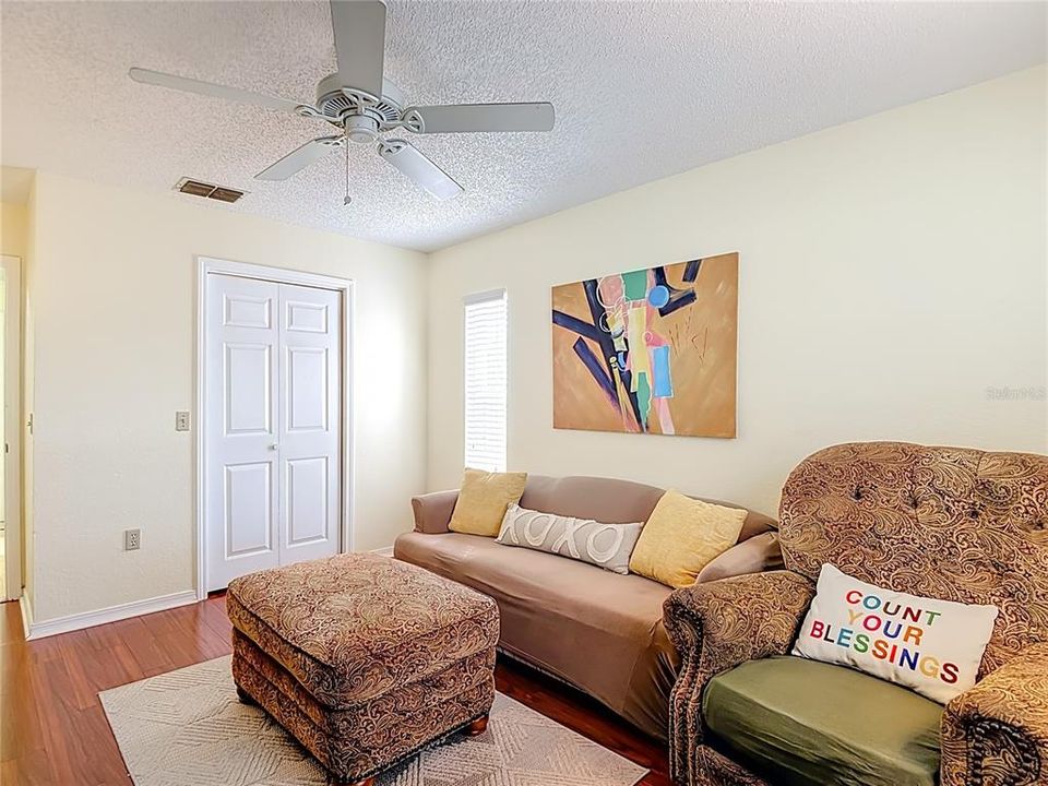 En Venta: $330,000 (2 camas, 2 baños, 1542 Pies cuadrados)