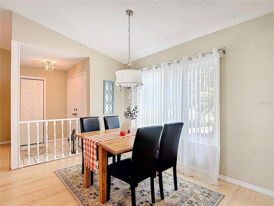 En Venta: $330,000 (2 camas, 2 baños, 1542 Pies cuadrados)