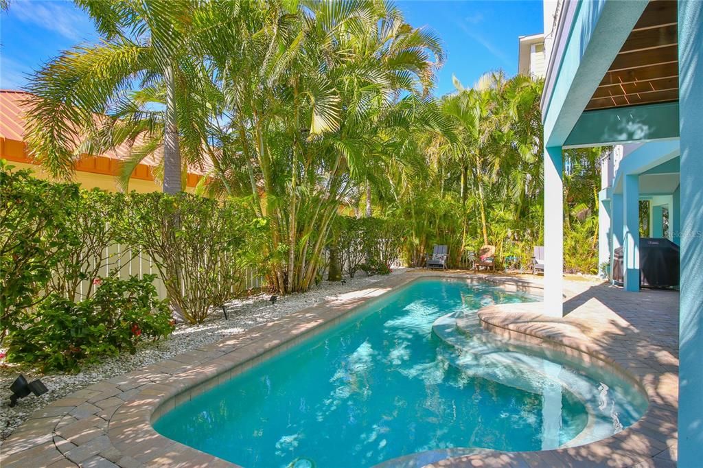 En Venta: $1,085,000 (3 camas, 2 baños, 1338 Pies cuadrados)