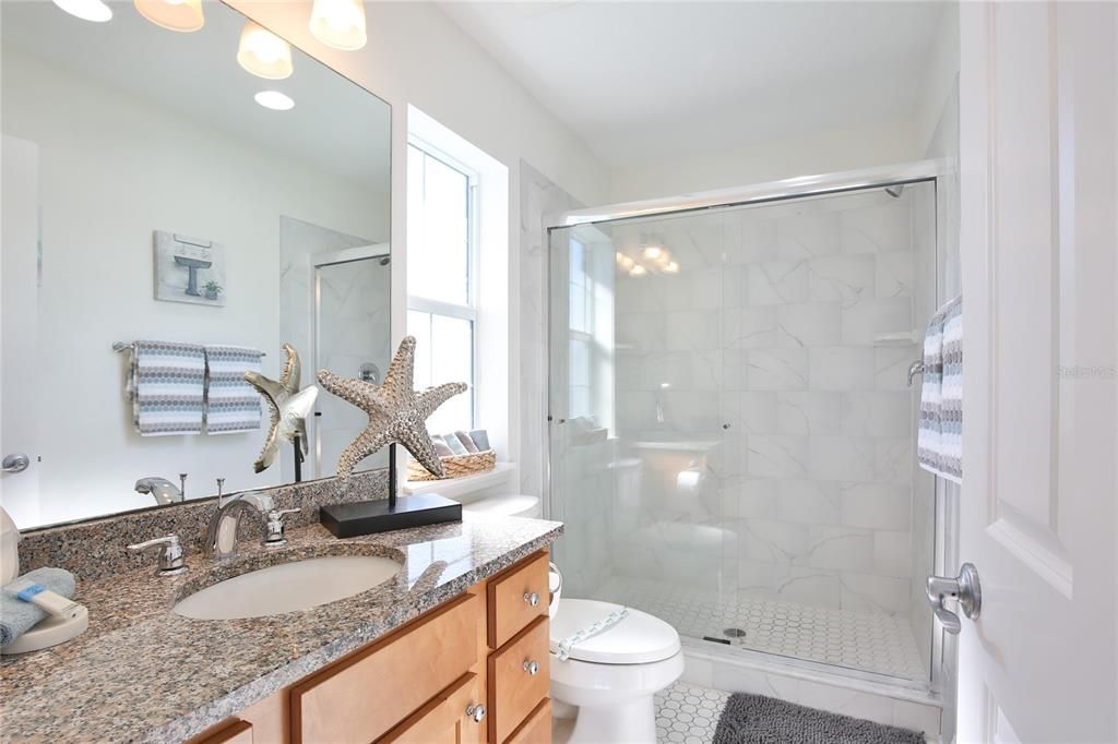 En Venta: $1,085,000 (3 camas, 2 baños, 1338 Pies cuadrados)