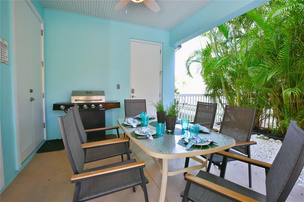 En Venta: $1,085,000 (3 camas, 2 baños, 1338 Pies cuadrados)