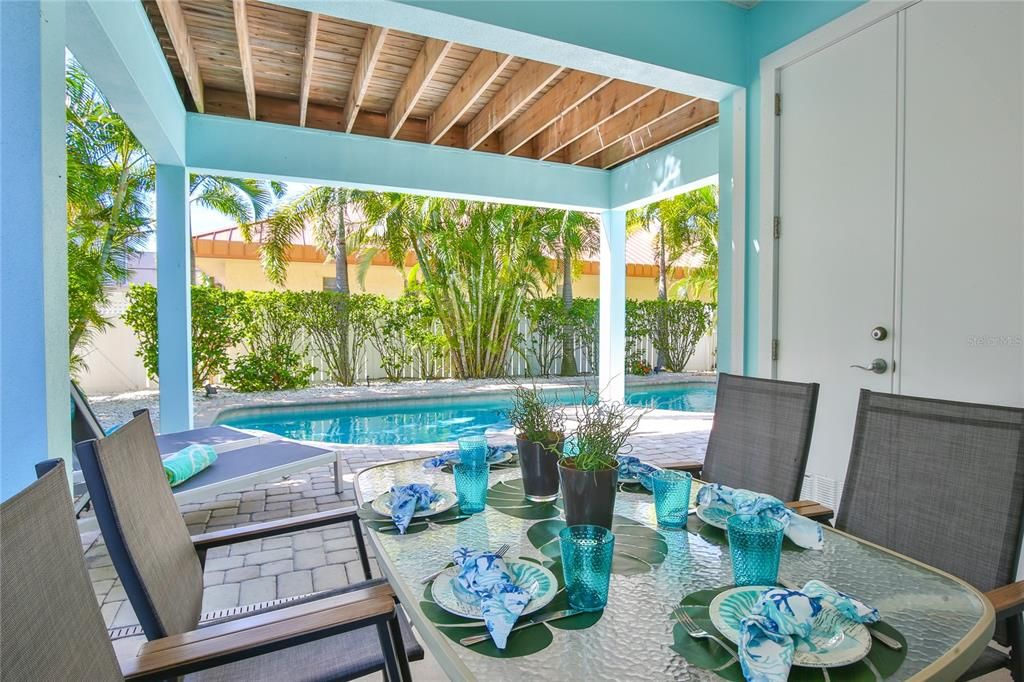 En Venta: $1,085,000 (3 camas, 2 baños, 1338 Pies cuadrados)