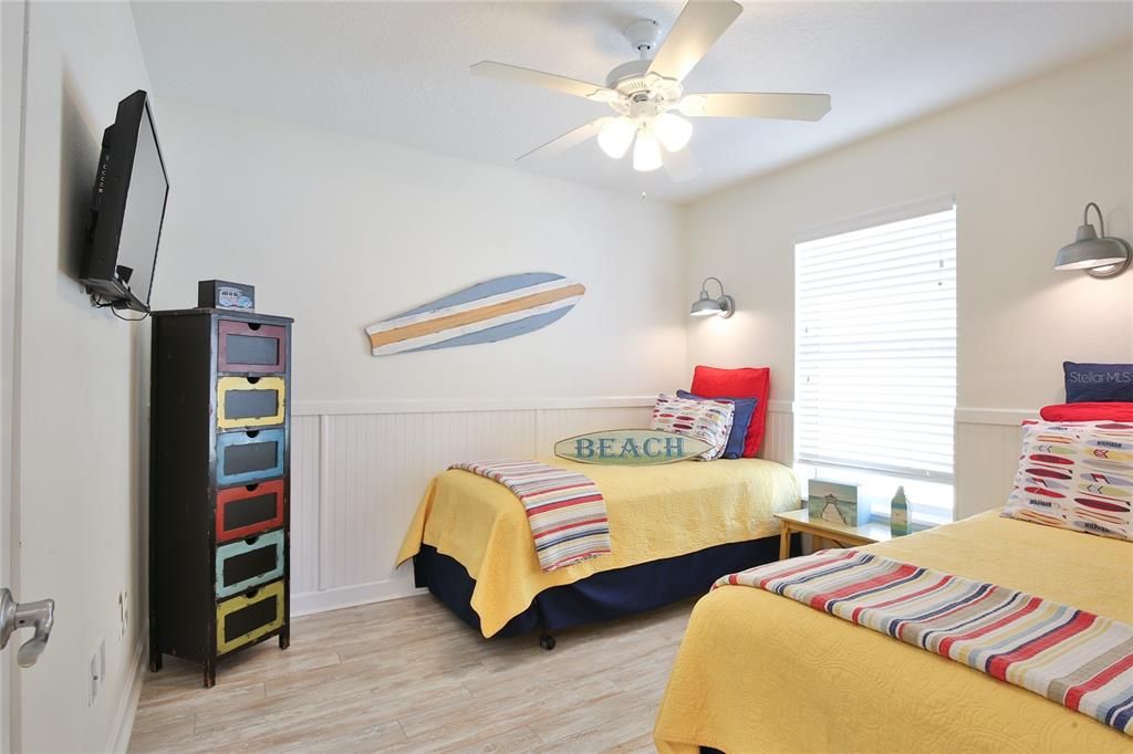 En Venta: $1,085,000 (3 camas, 2 baños, 1338 Pies cuadrados)