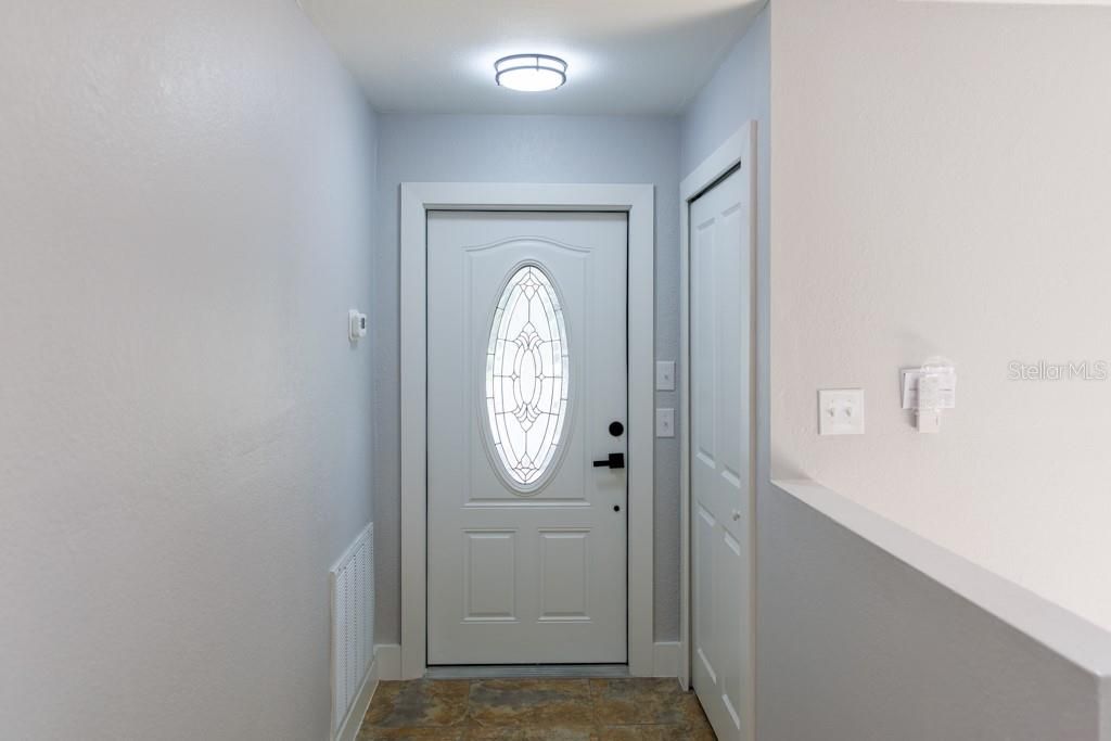 待售: $375,000 (4 贝兹, 3 浴室, 1795 平方英尺)