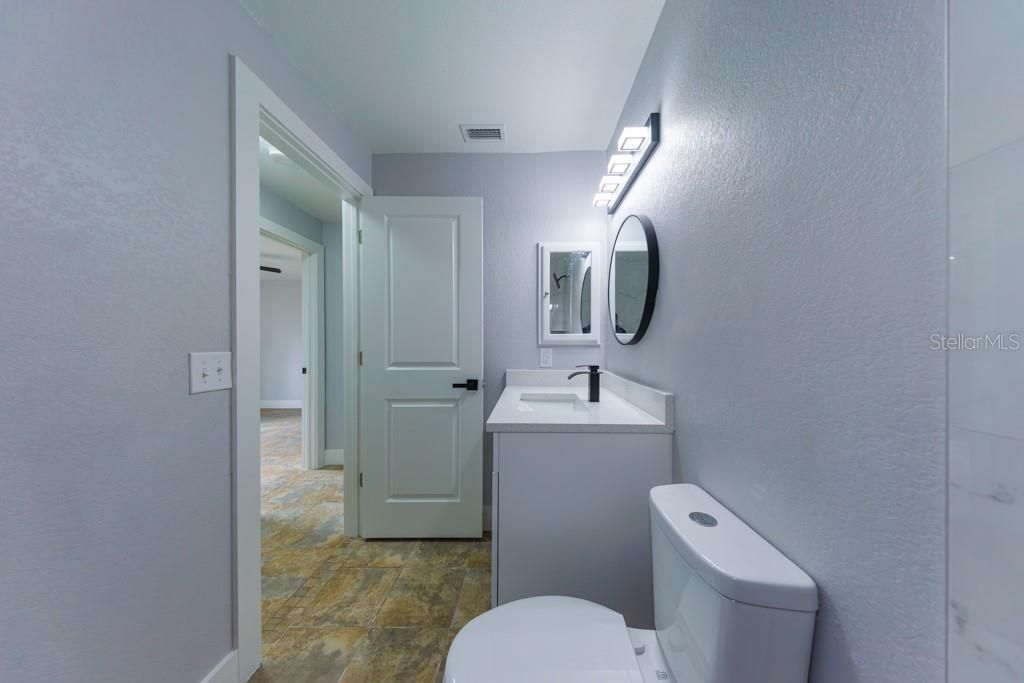 待售: $375,000 (4 贝兹, 3 浴室, 1795 平方英尺)