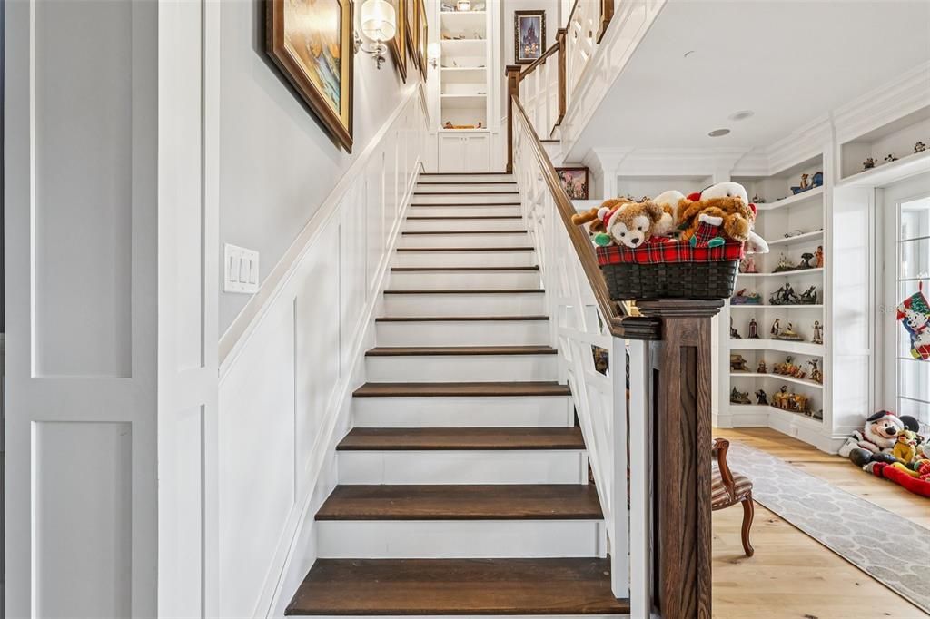 For Sale: $4,900,000 (7 beds, 7 baths, 8216 Square Feet)