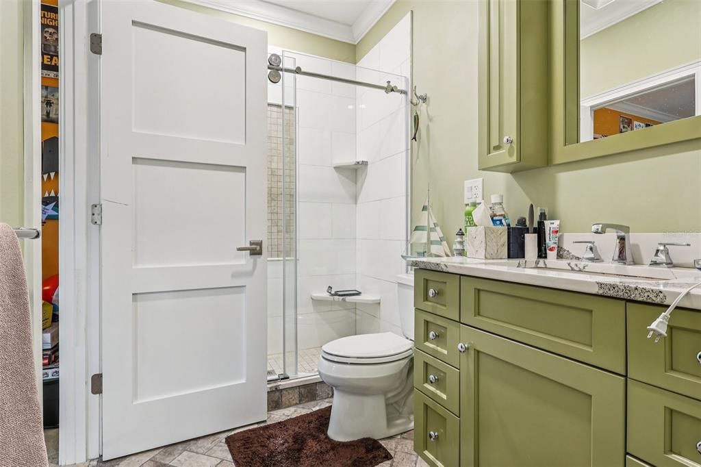 For Sale: $4,900,000 (7 beds, 7 baths, 8216 Square Feet)