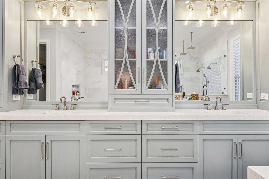 For Sale: $4,900,000 (7 beds, 7 baths, 8216 Square Feet)