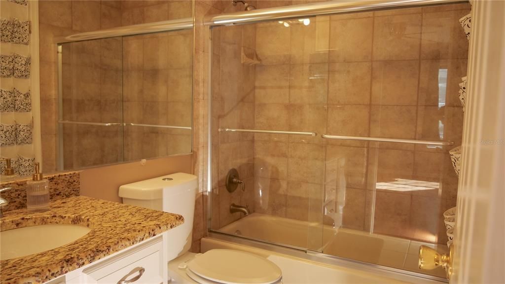 En Venta: $205,000 (2 camas, 2 baños, 992 Pies cuadrados)