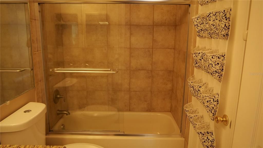 En Venta: $205,000 (2 camas, 2 baños, 992 Pies cuadrados)