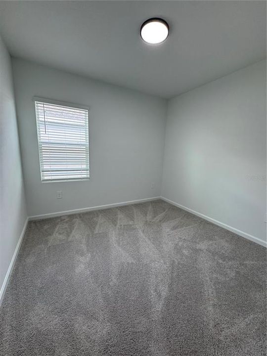 For Rent: $2,980 (6 beds, 3 baths, 2643 Square Feet)