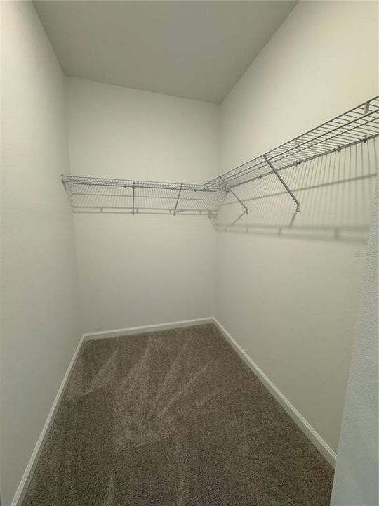 For Rent: $2,980 (6 beds, 3 baths, 2643 Square Feet)