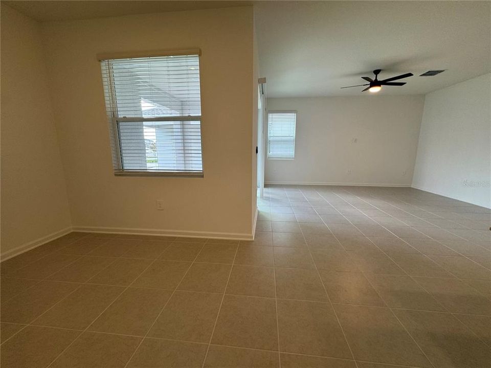 For Rent: $2,980 (6 beds, 3 baths, 2643 Square Feet)