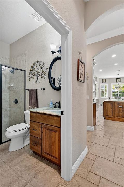 Active With Contract: $475,800 (3 beds, 2 baths, 2262 Square Feet)