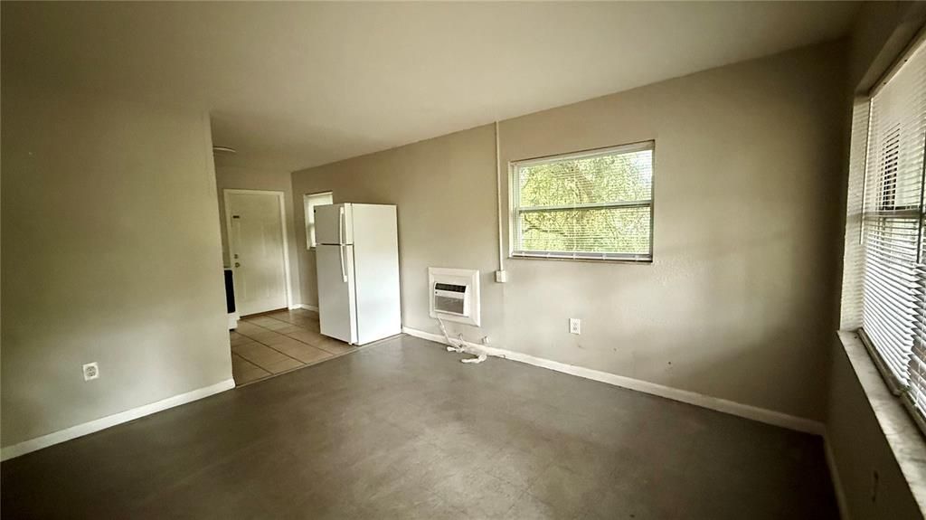 En Renta: $950 (2 camas, 1 baños, 750 Pies cuadrados)