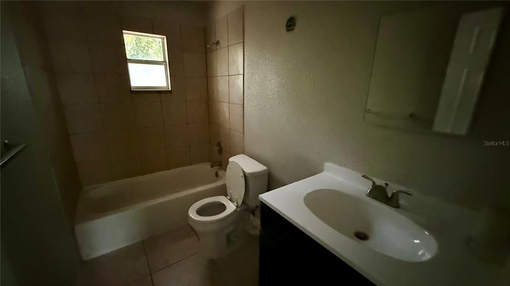 En Renta: $950 (2 camas, 1 baños, 750 Pies cuadrados)