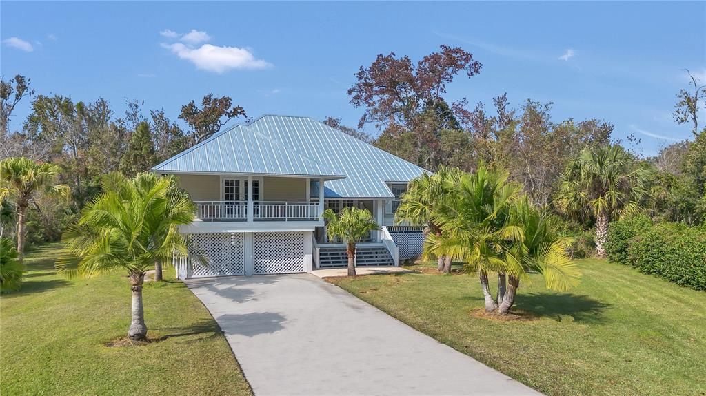 Activo con contrato: $449,000 (2 camas, 2 baños, 2056 Pies cuadrados)