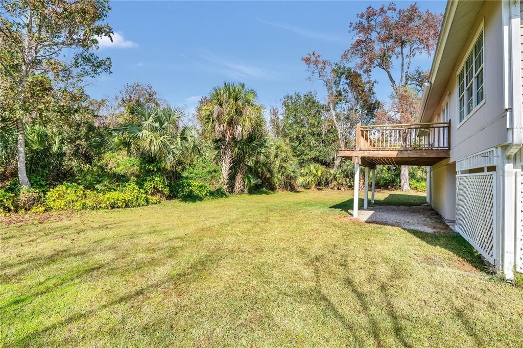 Activo con contrato: $449,000 (2 camas, 2 baños, 2056 Pies cuadrados)