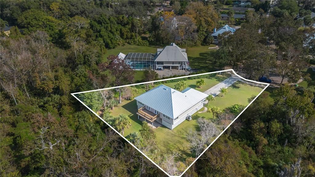 Activo con contrato: $449,000 (2 camas, 2 baños, 2056 Pies cuadrados)