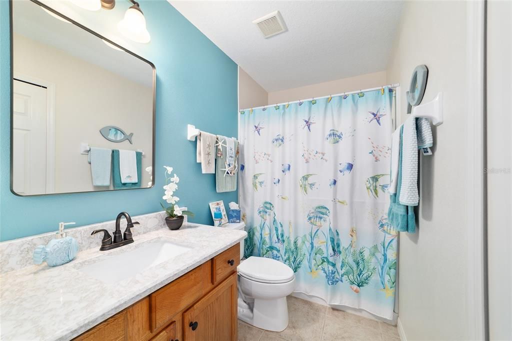 For Sale: $325,000 (3 beds, 2 baths, 1647 Square Feet)