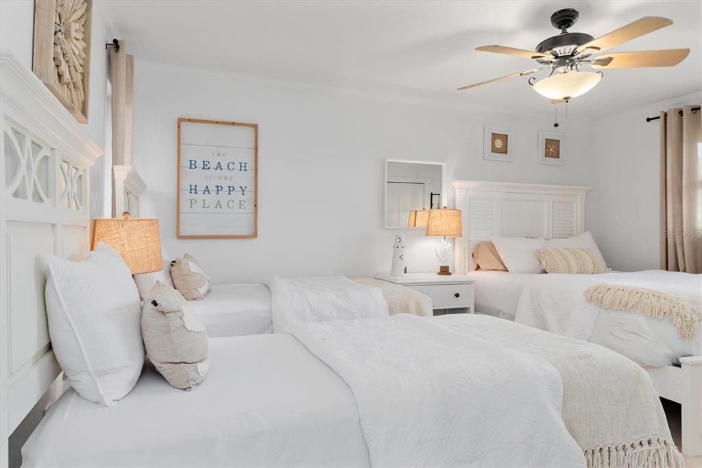 For Rent: $5,500 (3 beds, 2 baths, 2045 Square Feet)