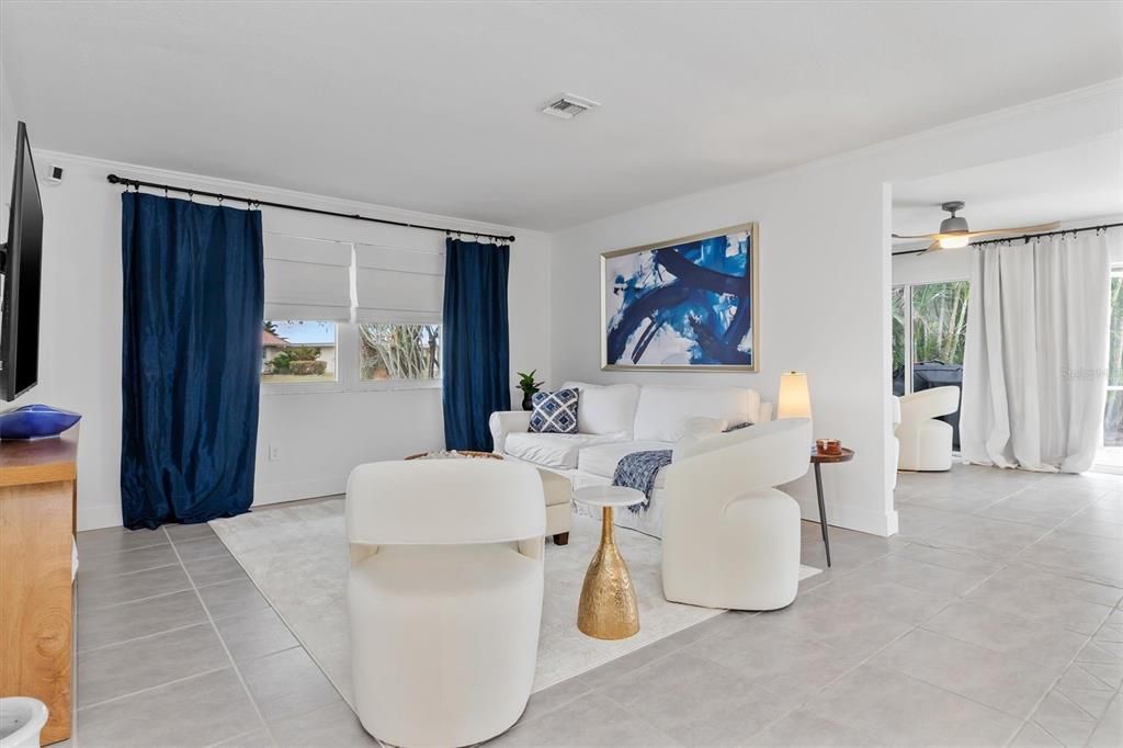 For Rent: $5,500 (3 beds, 2 baths, 2045 Square Feet)