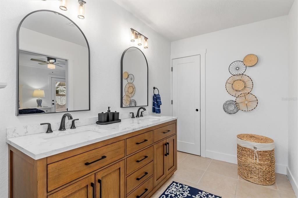 For Rent: $5,500 (3 beds, 2 baths, 2045 Square Feet)