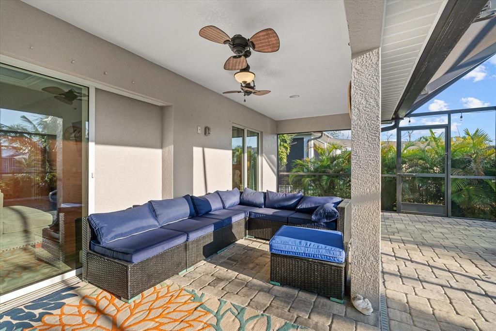 For Sale: $459,000 (3 beds, 2 baths, 1753 Square Feet)