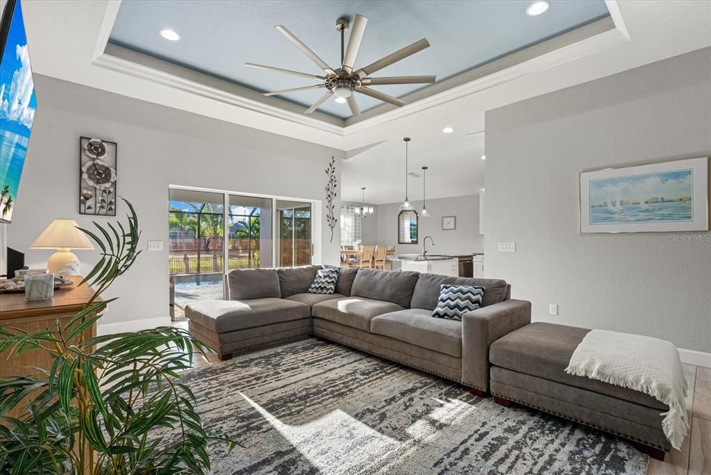 For Sale: $459,000 (3 beds, 2 baths, 1753 Square Feet)